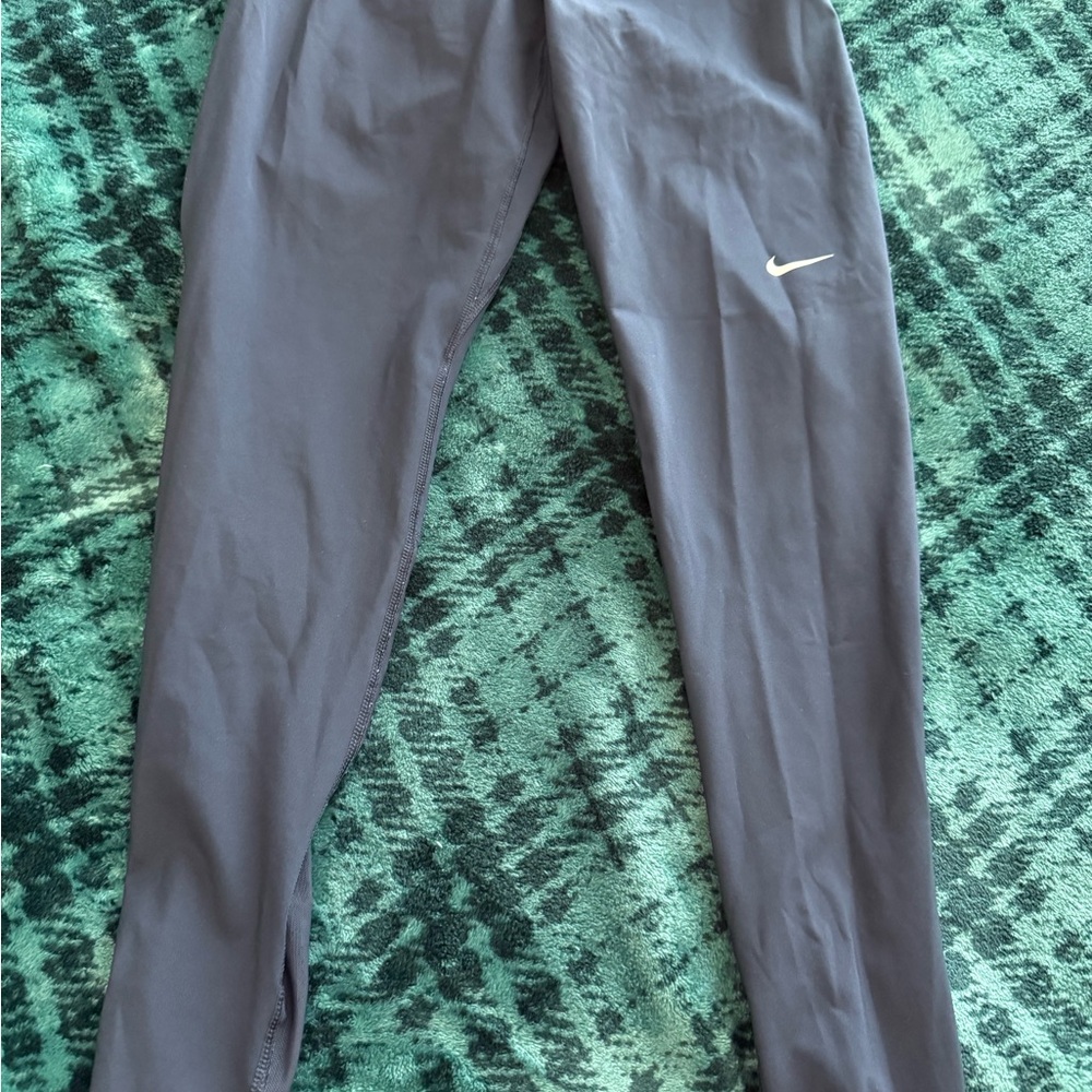 Nike Pro Navy Blue Leggings with White Swoosh Logo
